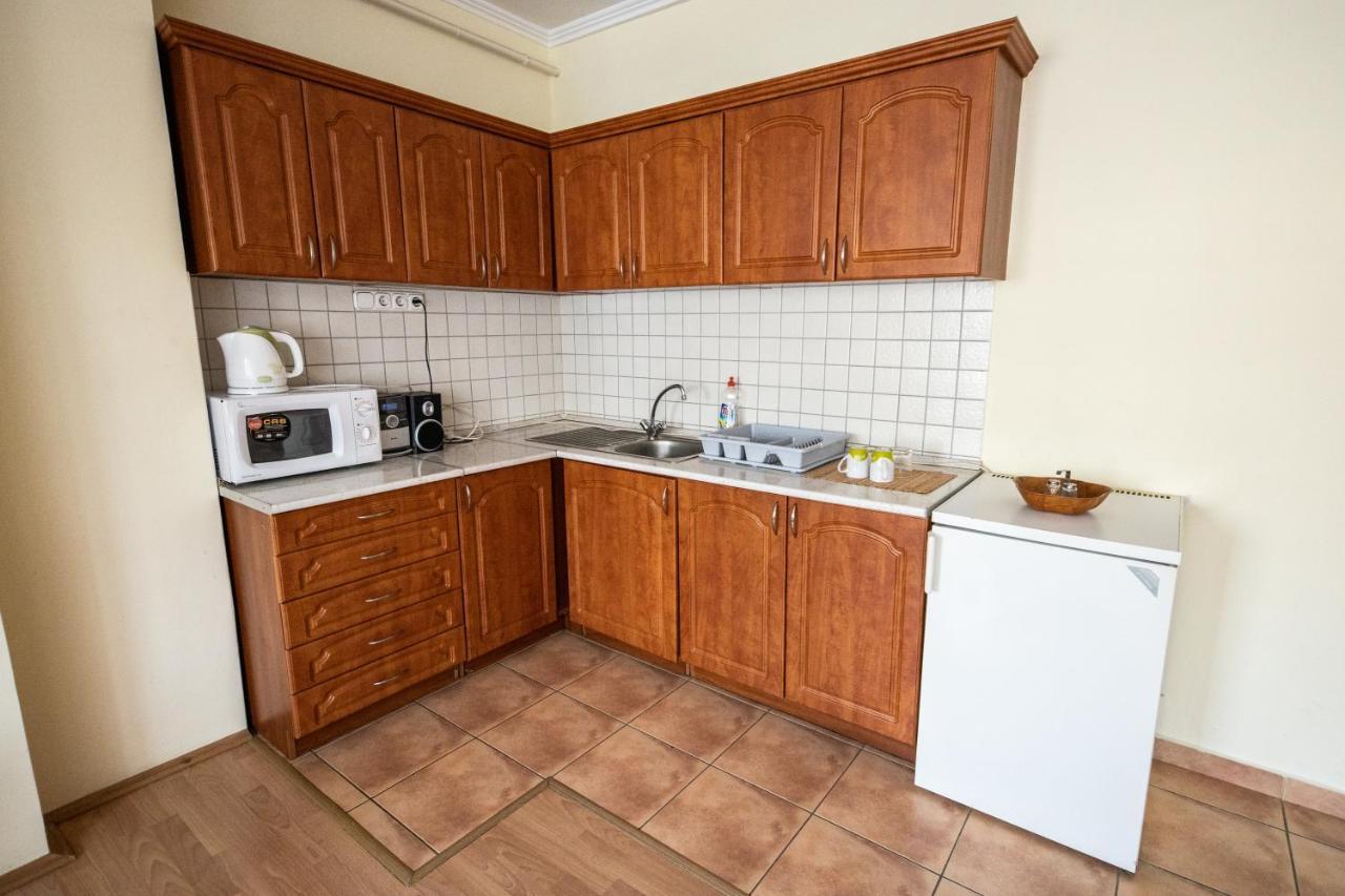 デブレツェンElit Apartmanアパートメント エクステリア 写真