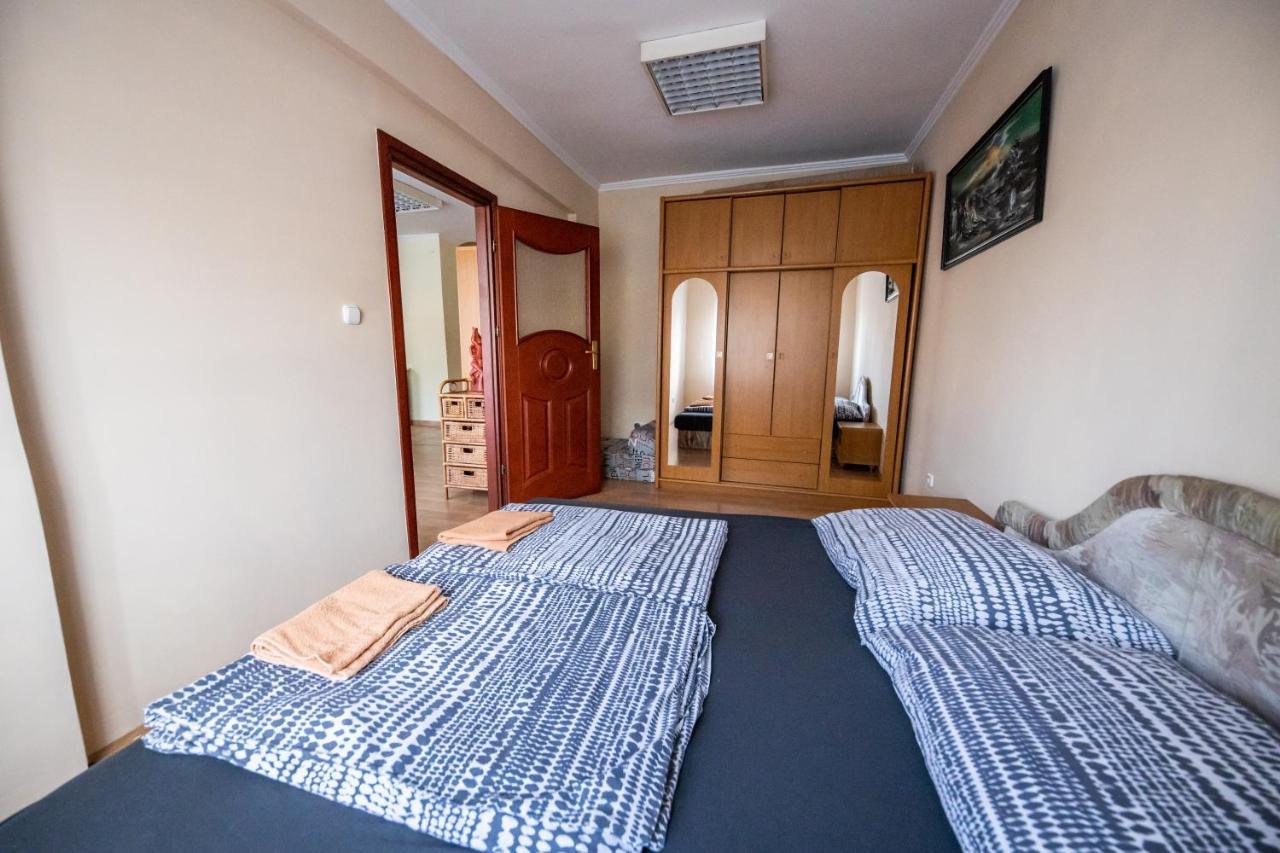 デブレツェンElit Apartmanアパートメント エクステリア 写真
